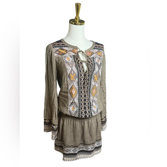 Haley Bob Dresses & Skirts - Haley Bob Olive Green Geometric Embroidered Mini Dress Size XS
